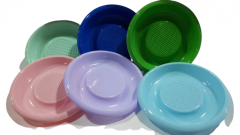 MIS RALLADOR DE MANZANAS -0730- PLASTICOS    RALLADORES PLASTICAS ALTO 3 DIAM 17CM